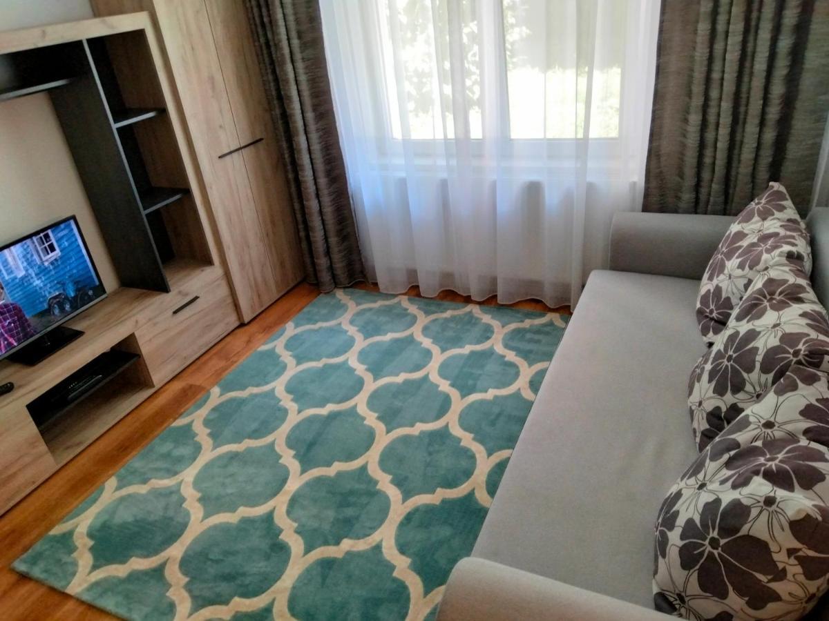 Appartamento Bulevard Apartament Alba Iulia Esterno foto