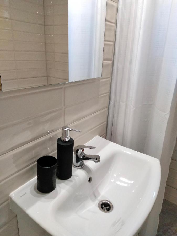 Appartamento Bulevard Apartament Alba Iulia Esterno foto